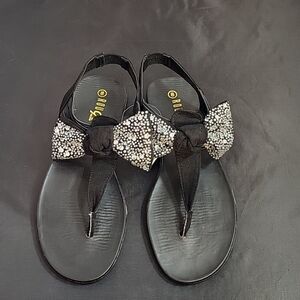 BRAND NEW ROUGE HELUIM RHINESTONES EMBELLISHMENTS BOW THONG WOMEN"S SANDAL